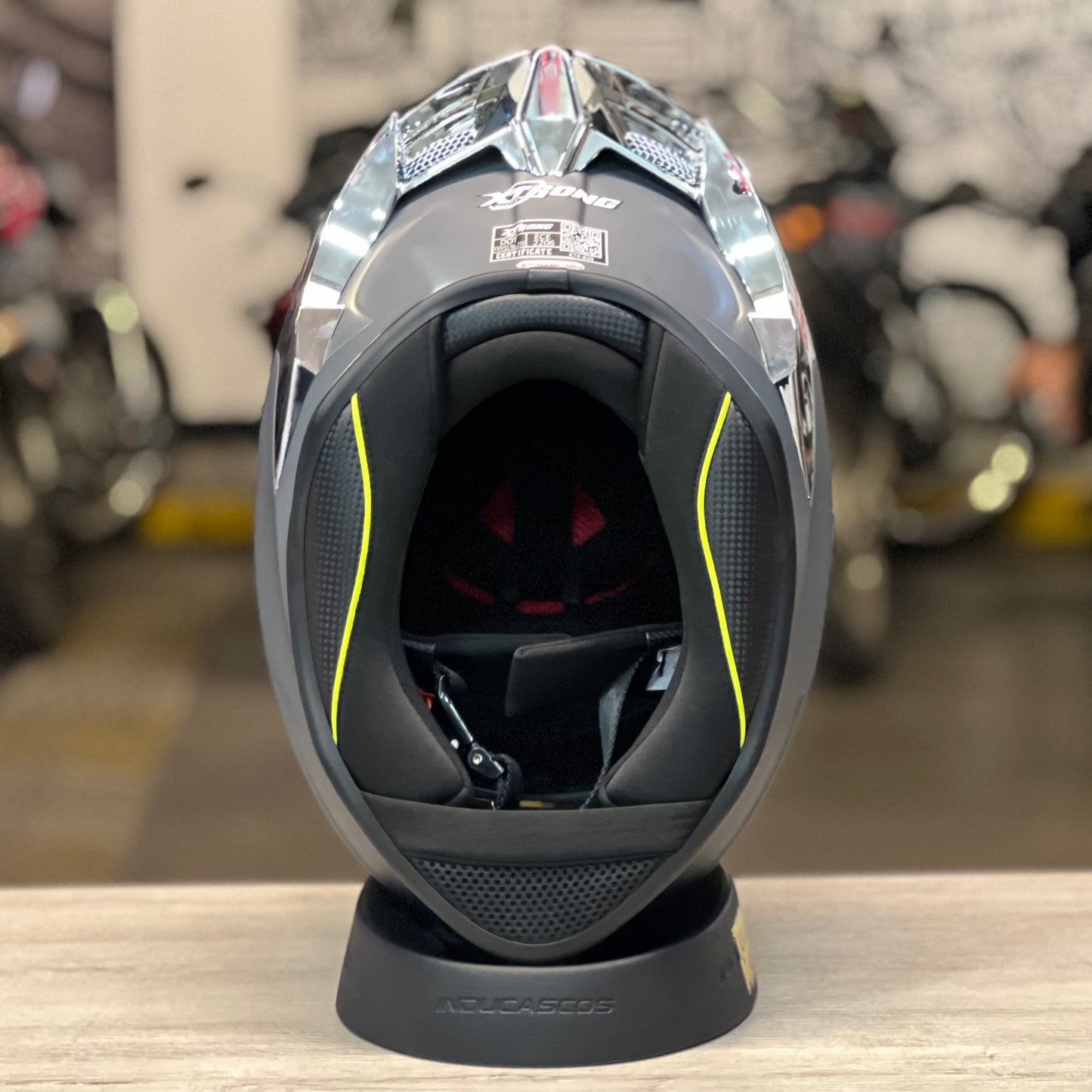 CASCO INTEGRAL XTRONG 820 Plano