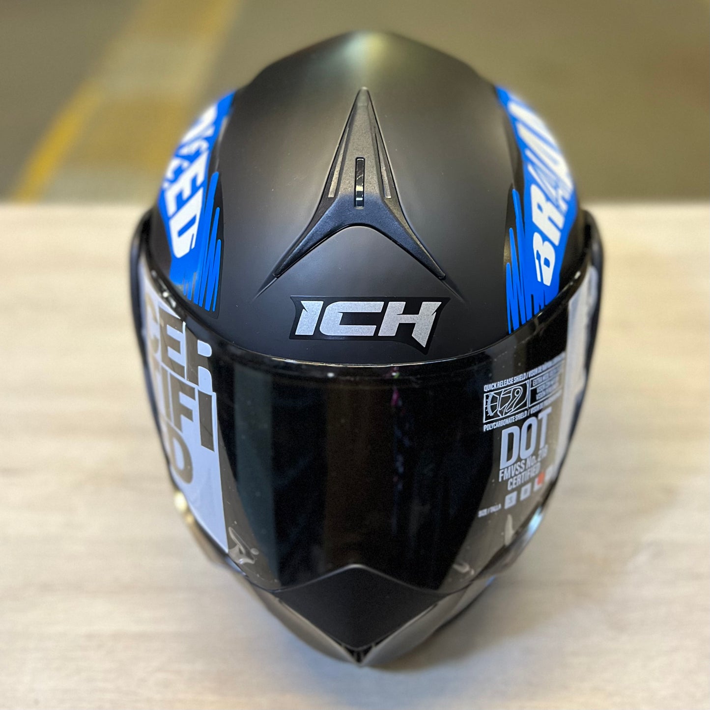 CASCO ABATIBLE ICH 3110 Chill