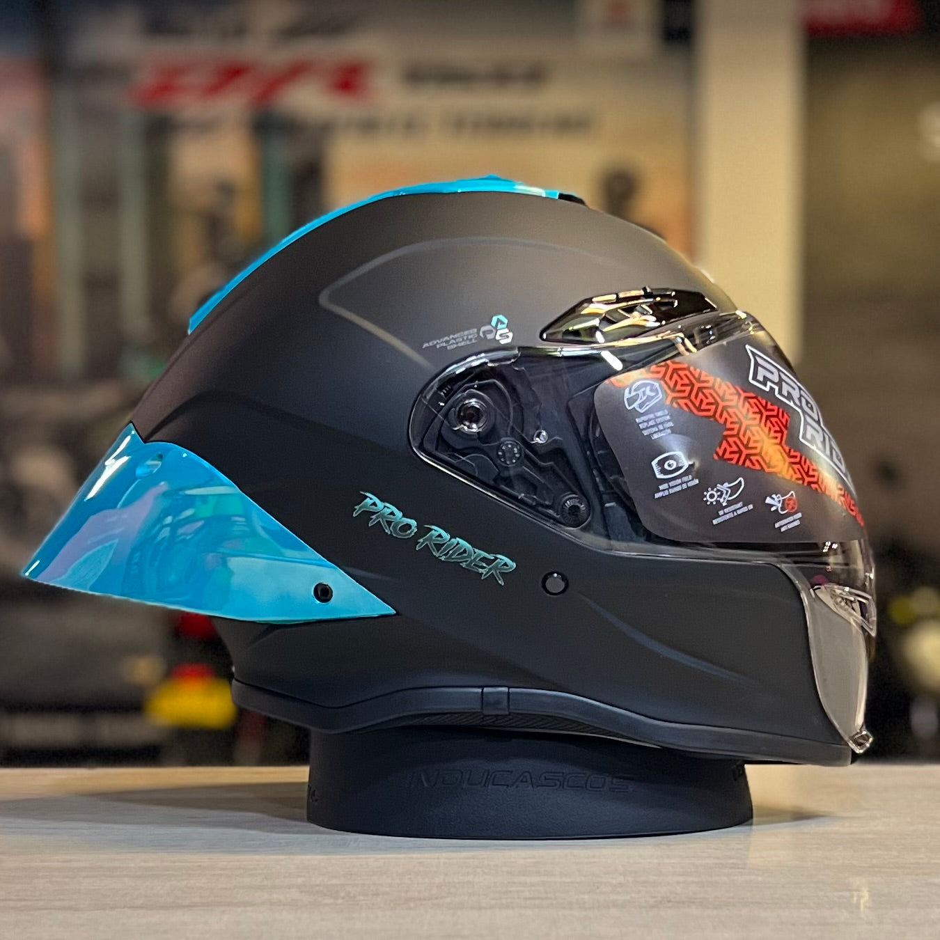 CASCO INTEGRAL PRO RIDER 711 Solid