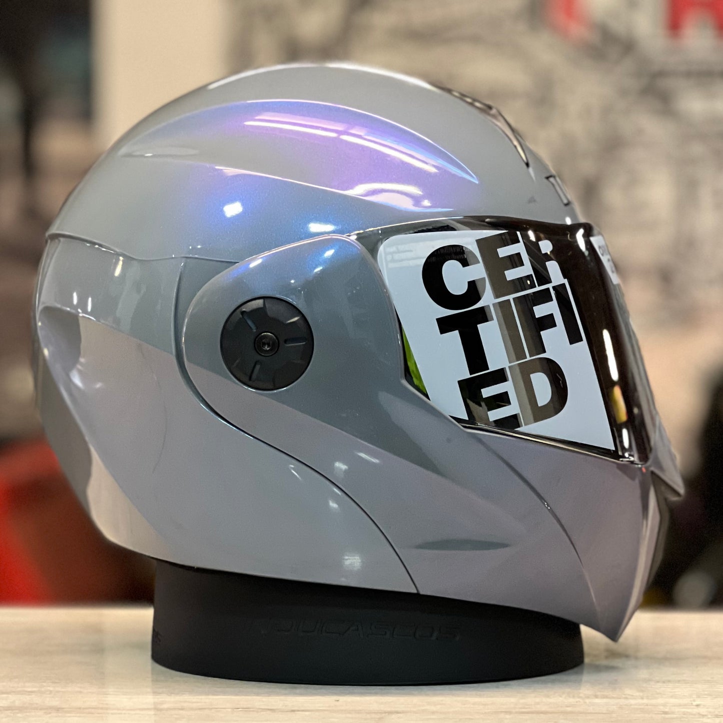 CASCO ABATIBLE ICH 3110 Camaleón