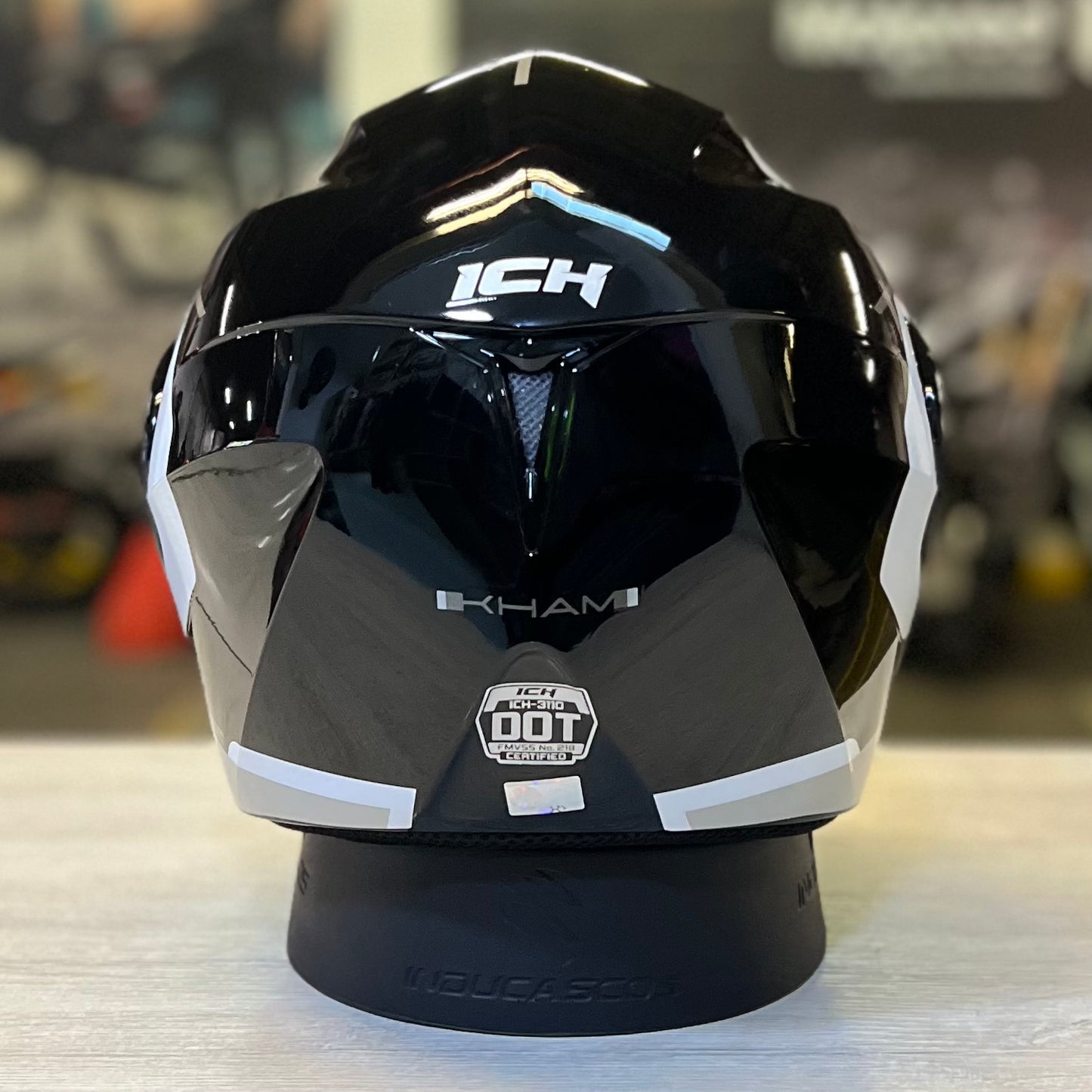 CASCO ABATIBLE ICH 3110 Kham