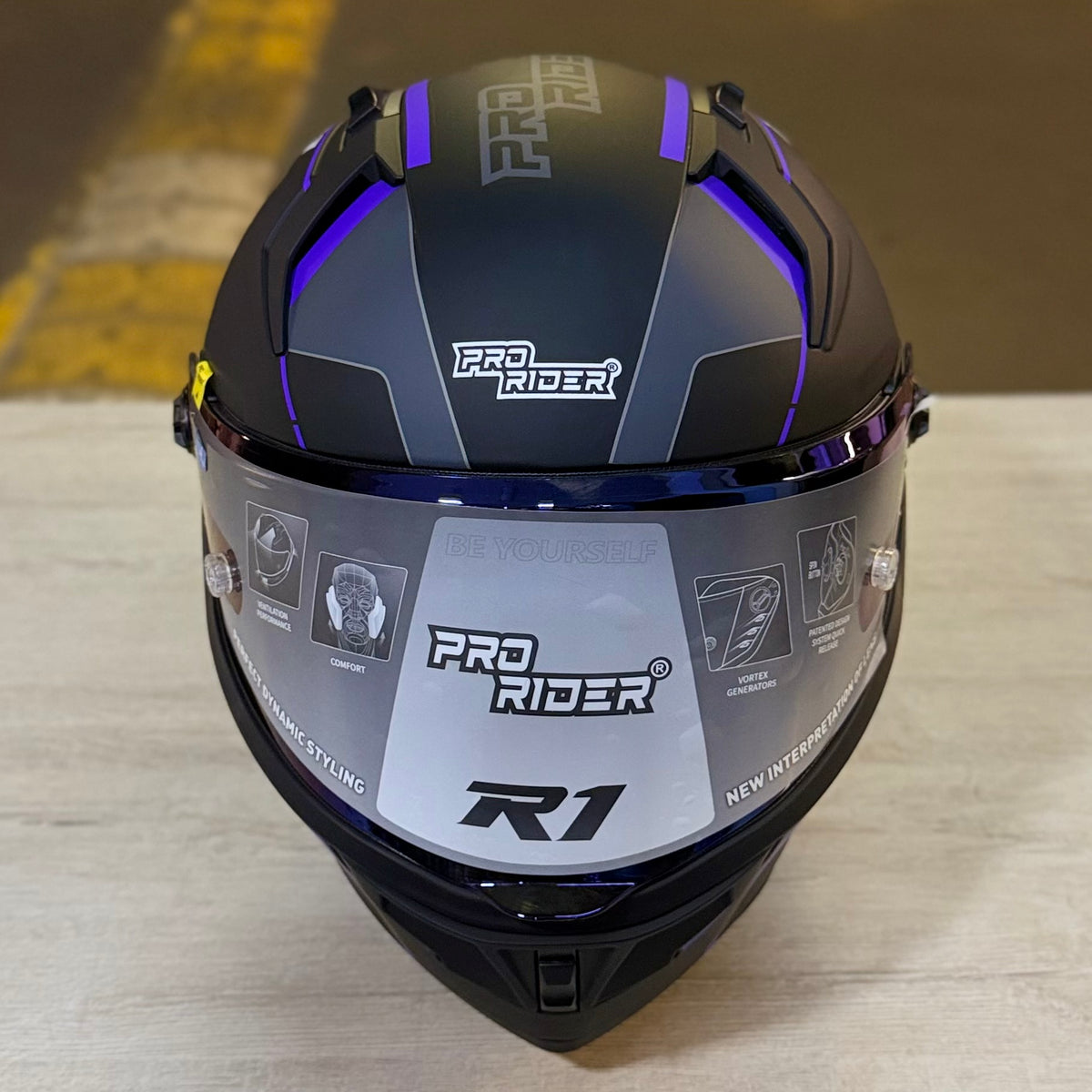CASCO INTEGRAL PRO RIDER 723 Grafico